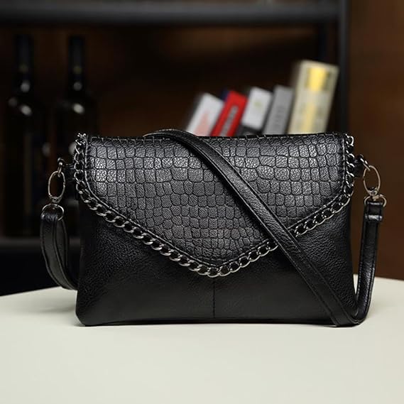 Alida — clutch