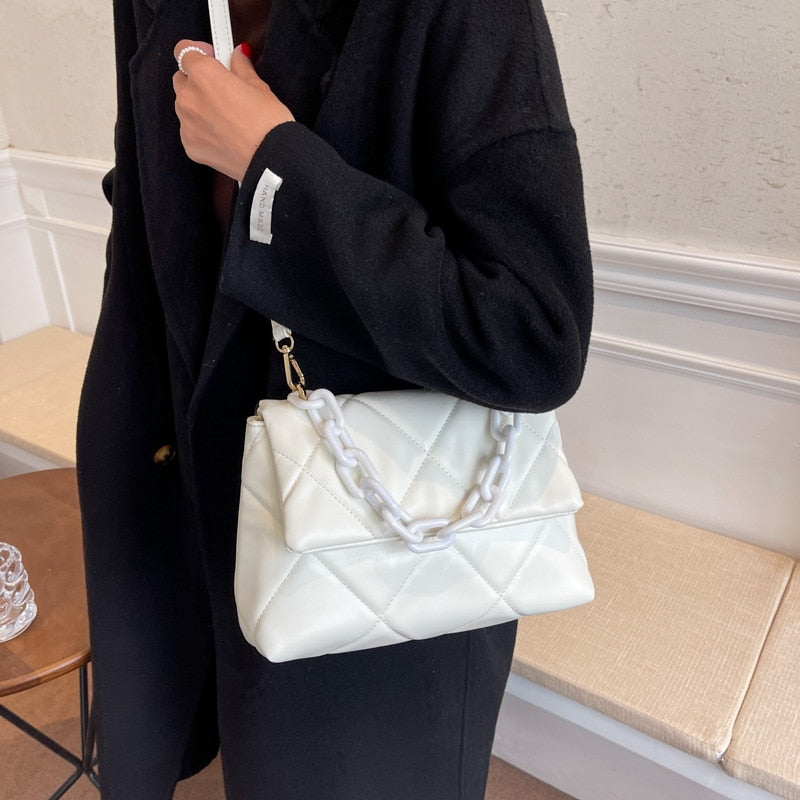 Ymke — crossbodytas in compact model