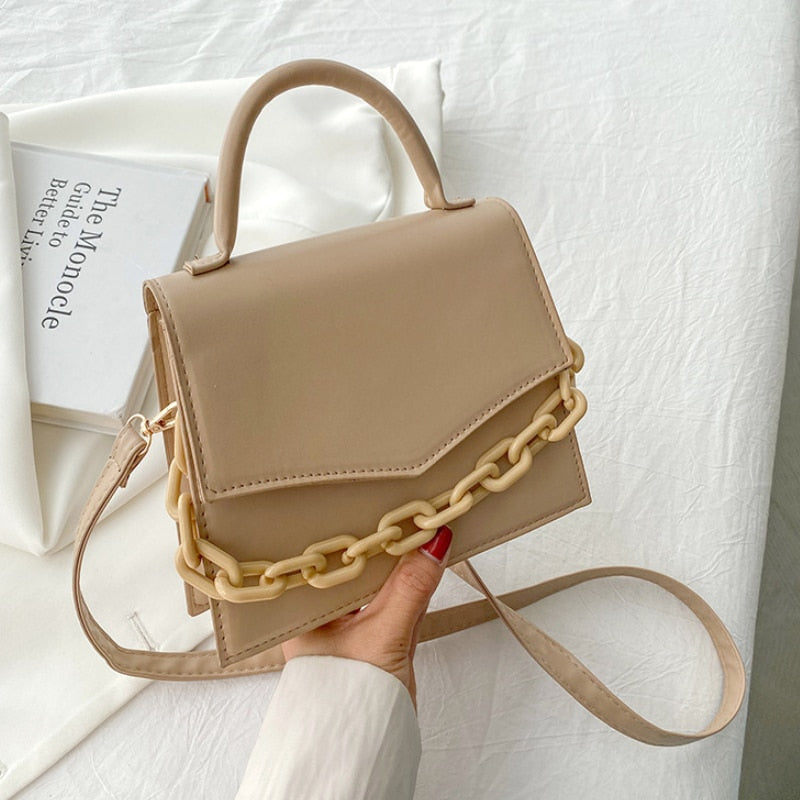 Reina — handtas met magneetsluiting