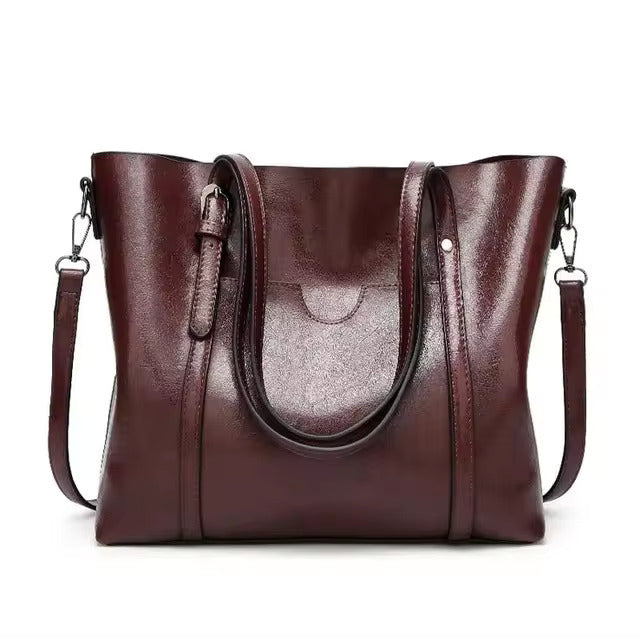 Wieke — shopper voor werk en weekend