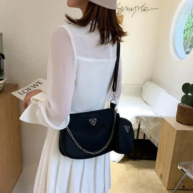 Charlotte — crossbodytas in compact model