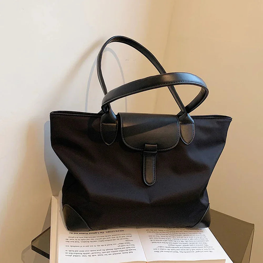 Jacomijn — shopper met binnenvak
