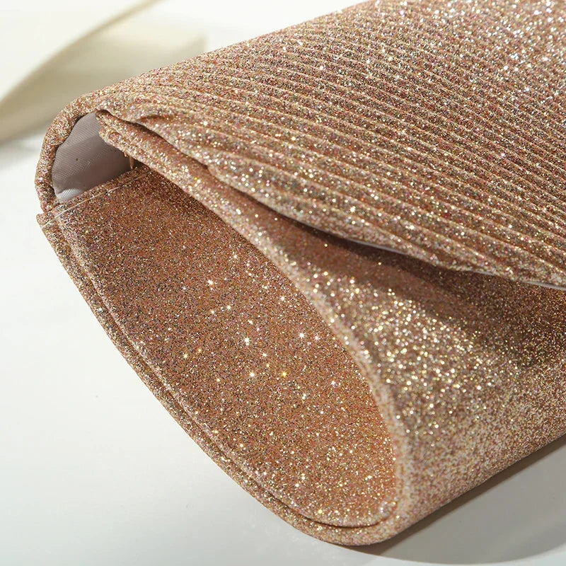 Roelofke — clutch met ketting