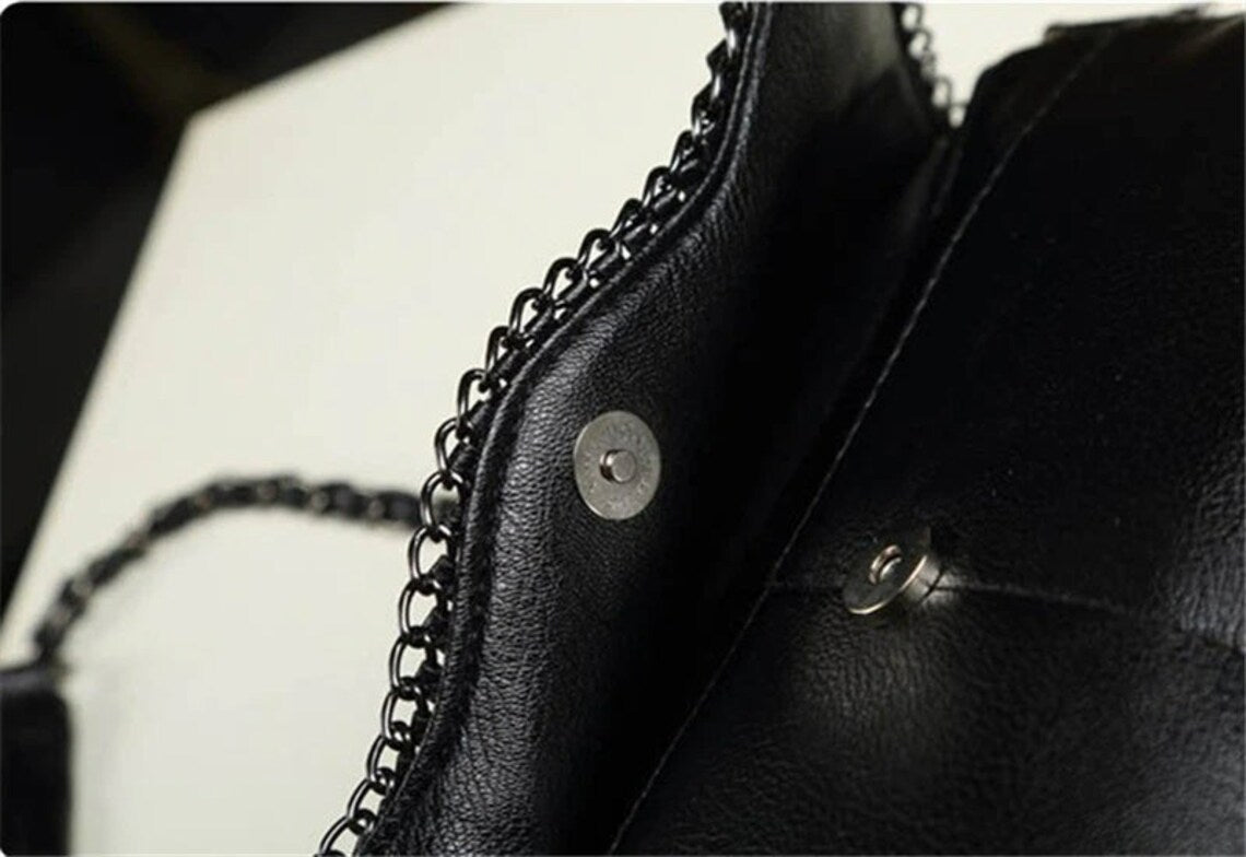 Alida — clutch