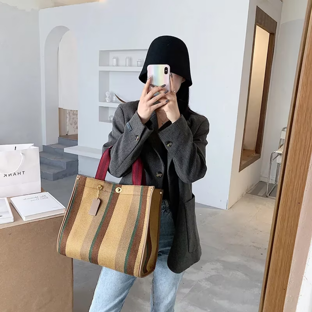 Neeltje — shopper voor werk en weekend